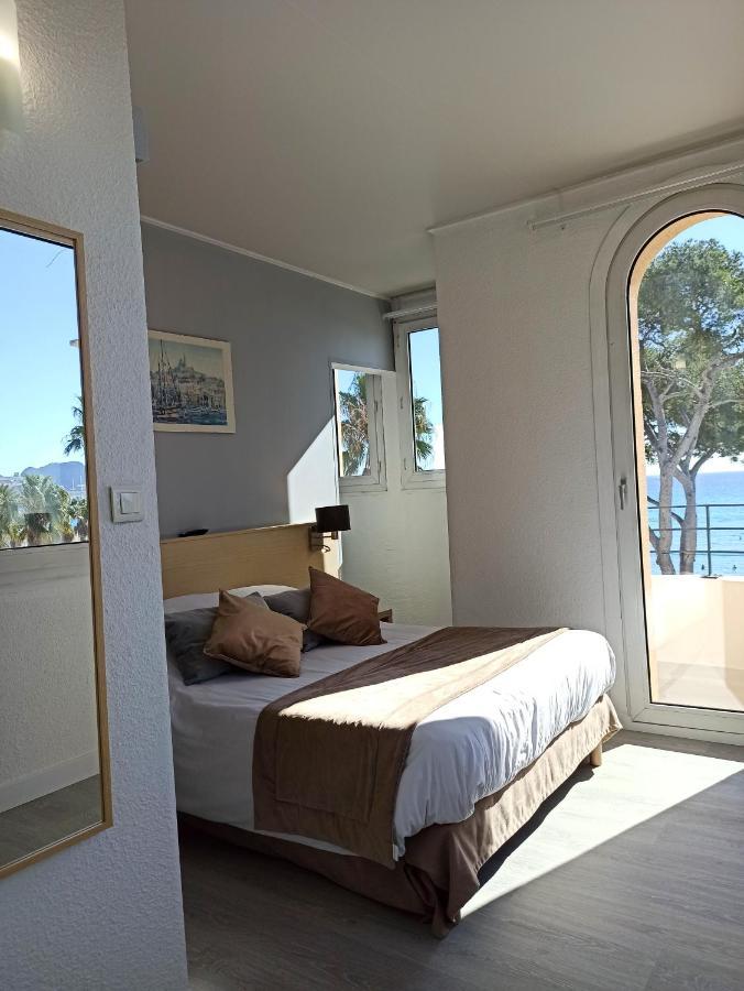 Hotel Restaurant Miramar L'Orchidee La Ciotat Exterior photo